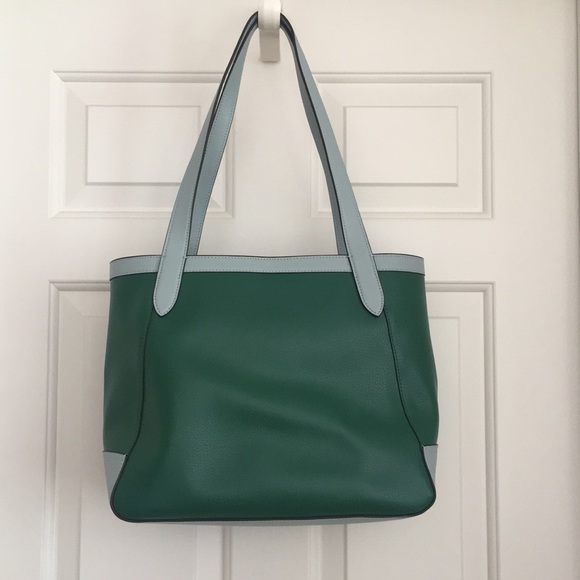 🌺HP🌺 Coach Tote Colorblock with Horse Carriage Pebble Leather Green Multi NWT - Picture 5 of 8